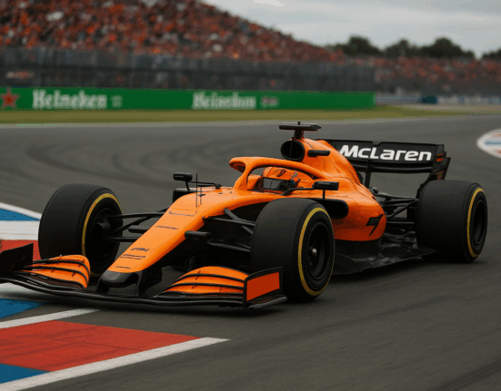 AI로 만든 오스카 피아스트리 선수가 F1 네덜란드 그랑프리에서 F1 차량을 운전하는 모습 / ChatGPT(AI) 제공